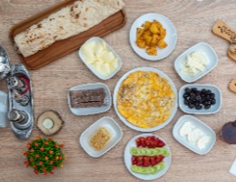 Bir Kişilik Kahvaltı ( Tek Kişiler İçin Geçerli )